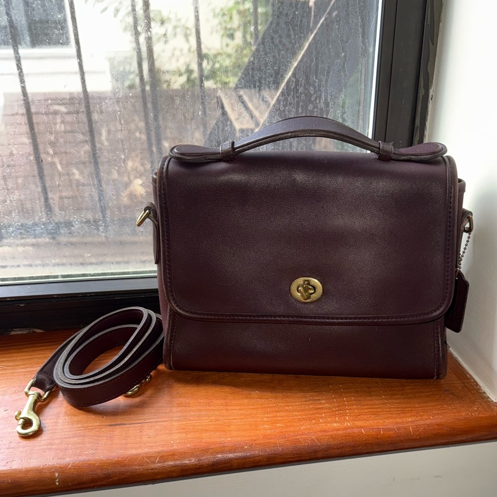 EUC Vintage Coach Court Bag in Mahogany Leather with Brass Hardware Style #9870